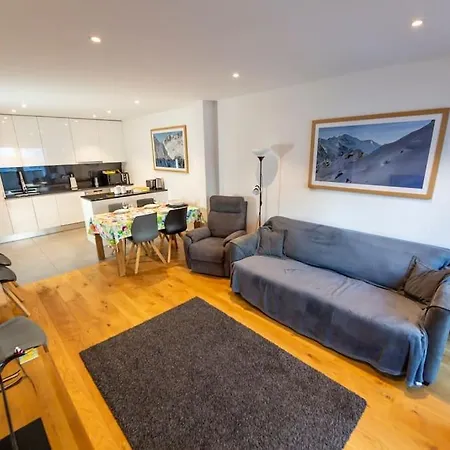 Grand Paradis B01 - Modern With Great Location Daire *